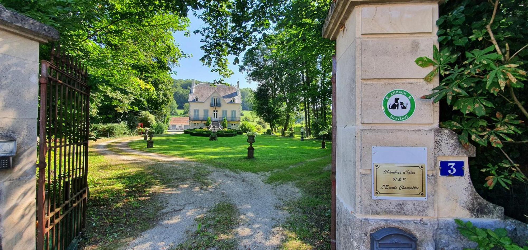 L'Escale Champetre Bed & Breakfast Culmont Bagian luar foto